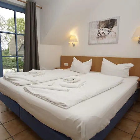 Apartment Ferienresidenz Kap Arkona Ferienwohnung 06 *